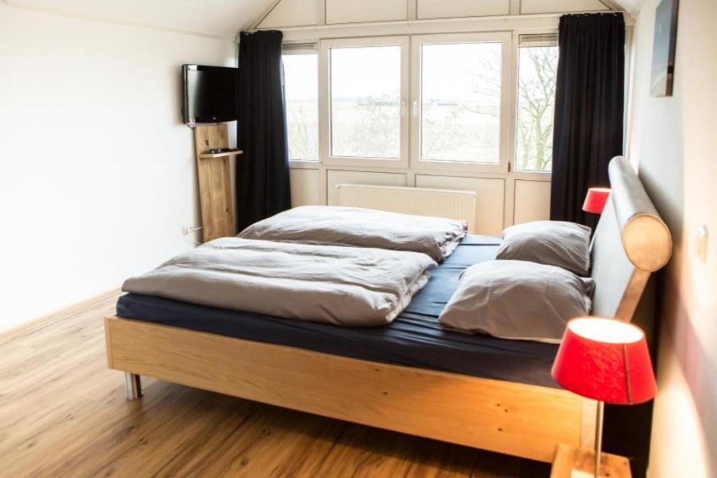 Weidevilla Xxxl Холум Екстериор снимка